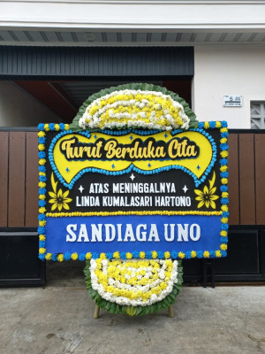 Papan Bunga Duka di Halim Perdana Kusuma